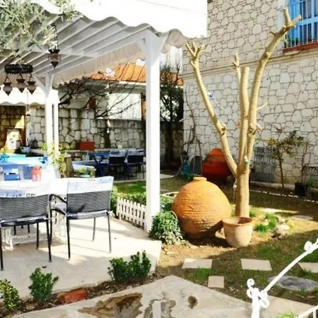 Sisters Alacati Hotel Çeşme